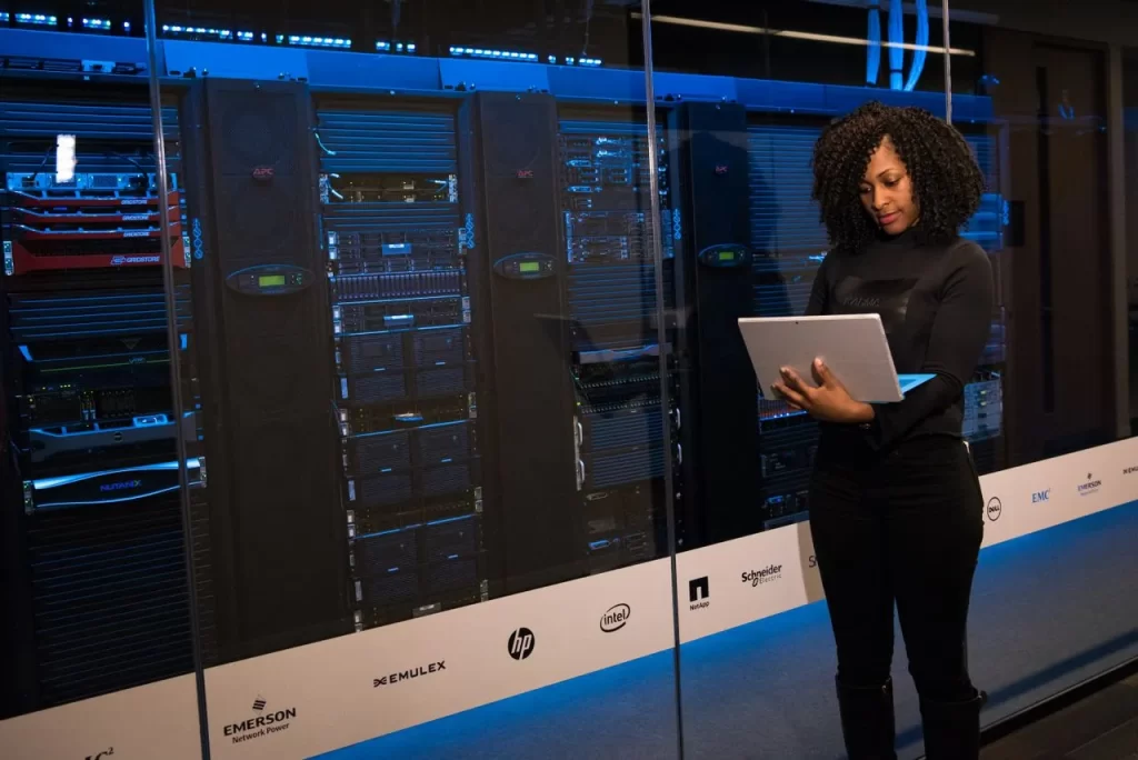 cloud data warehouse vs on-premise